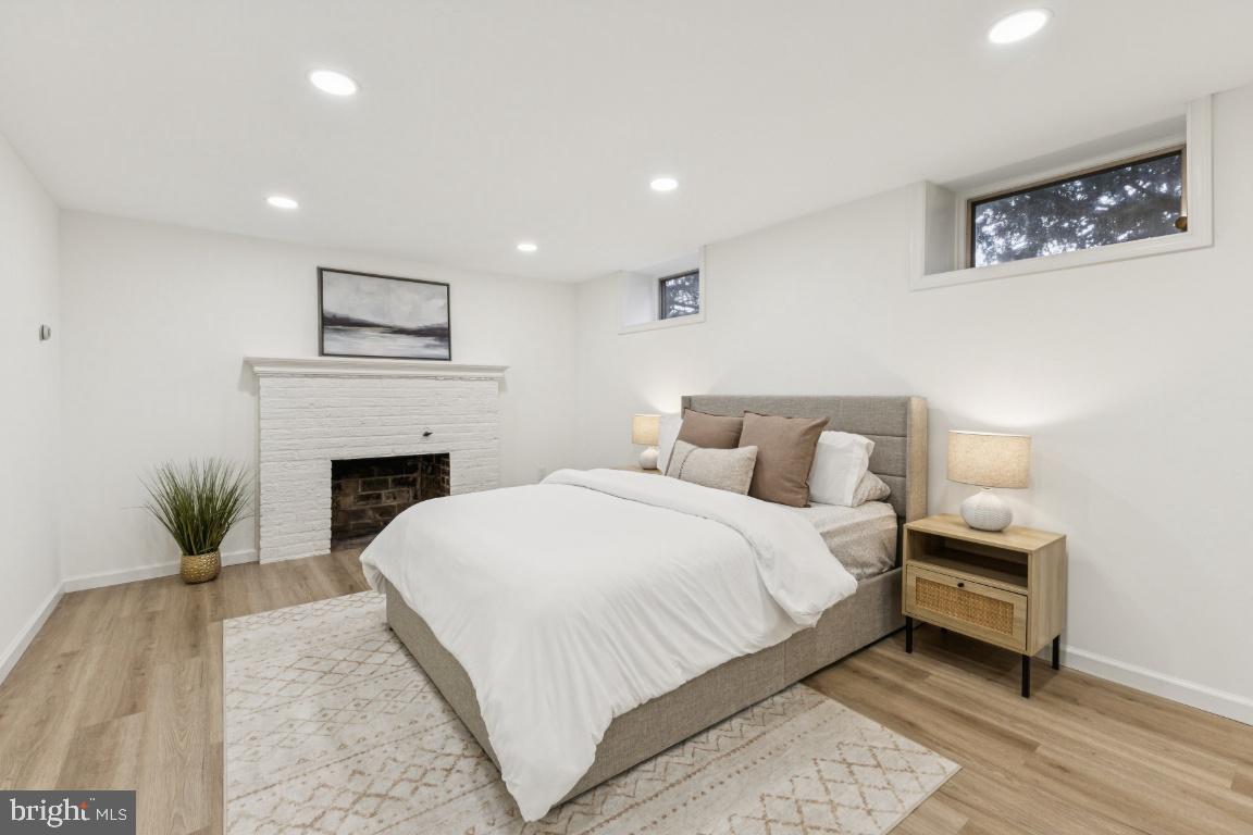 ASHTON HEIGHTS - Residential