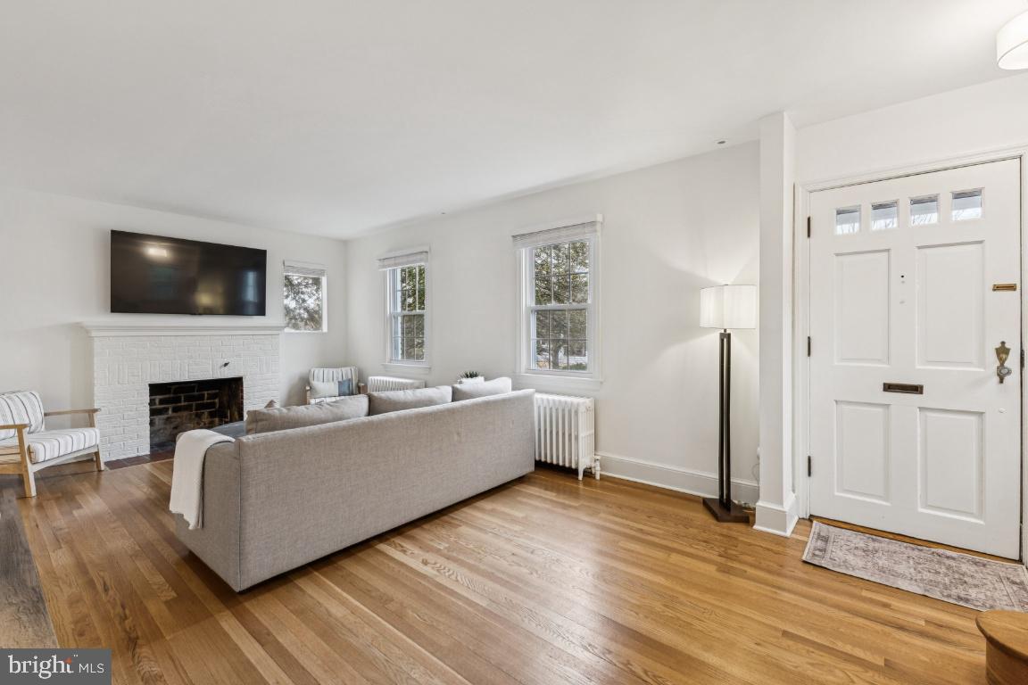 ASHTON HEIGHTS - Residential