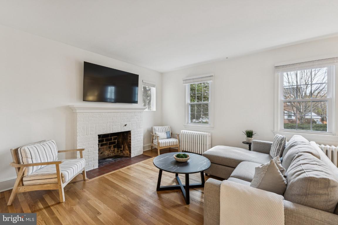 ASHTON HEIGHTS - Residential