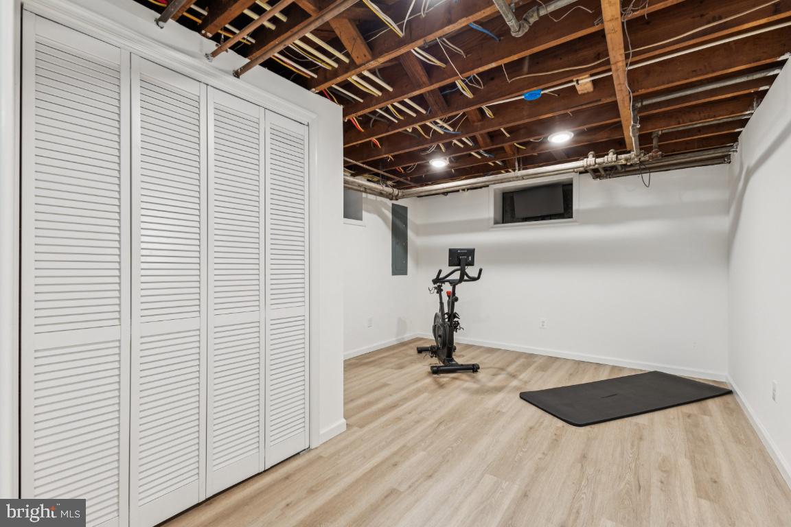 ASHTON HEIGHTS - Residential