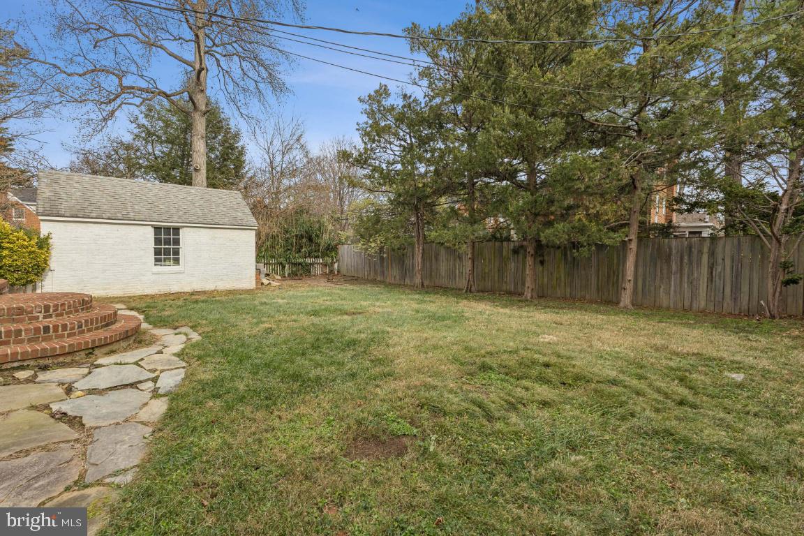 ASHTON HEIGHTS - Residential