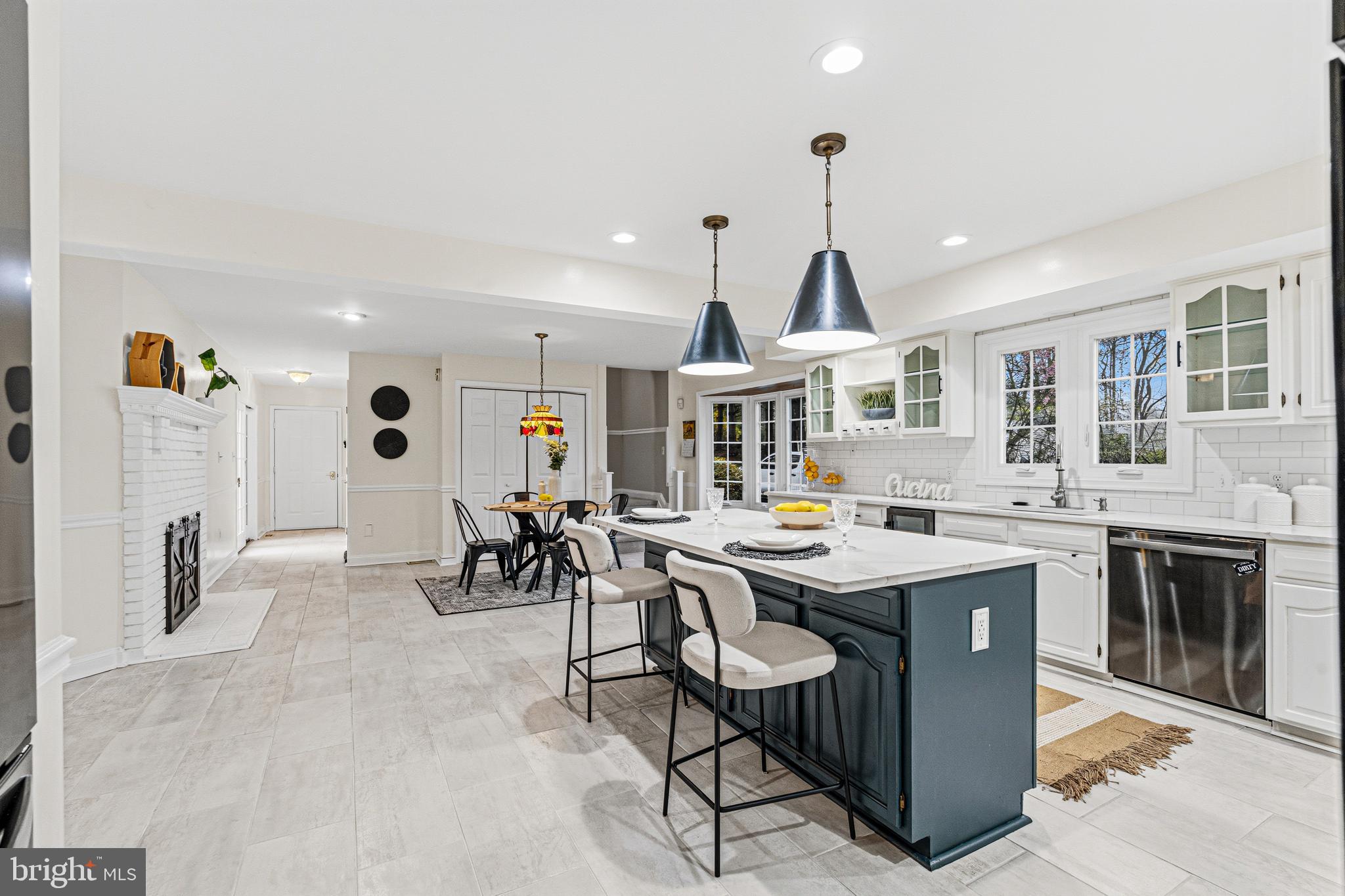 ADVOCATE HILL FARMS - Residential