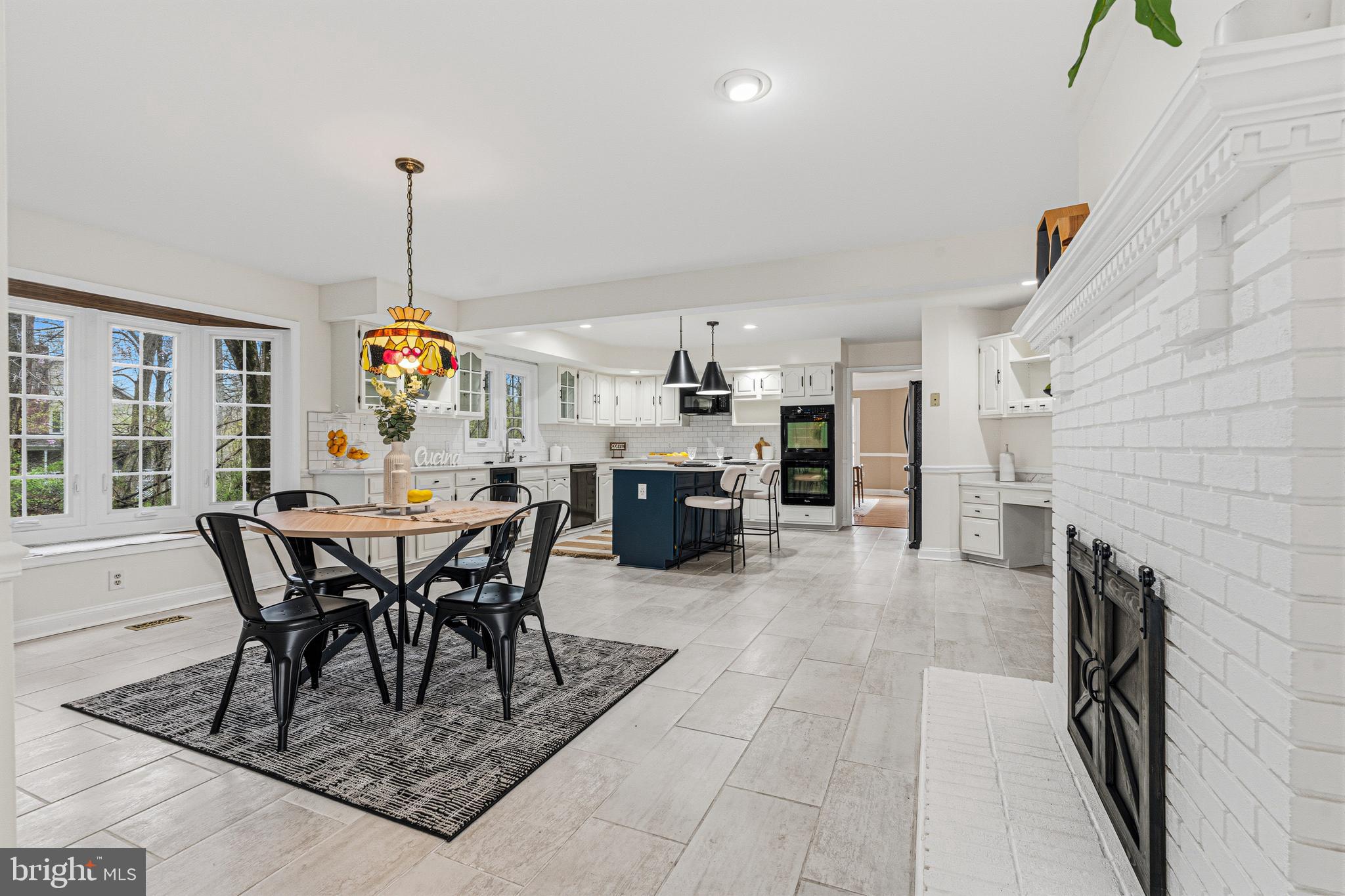 ADVOCATE HILL FARMS - Residential