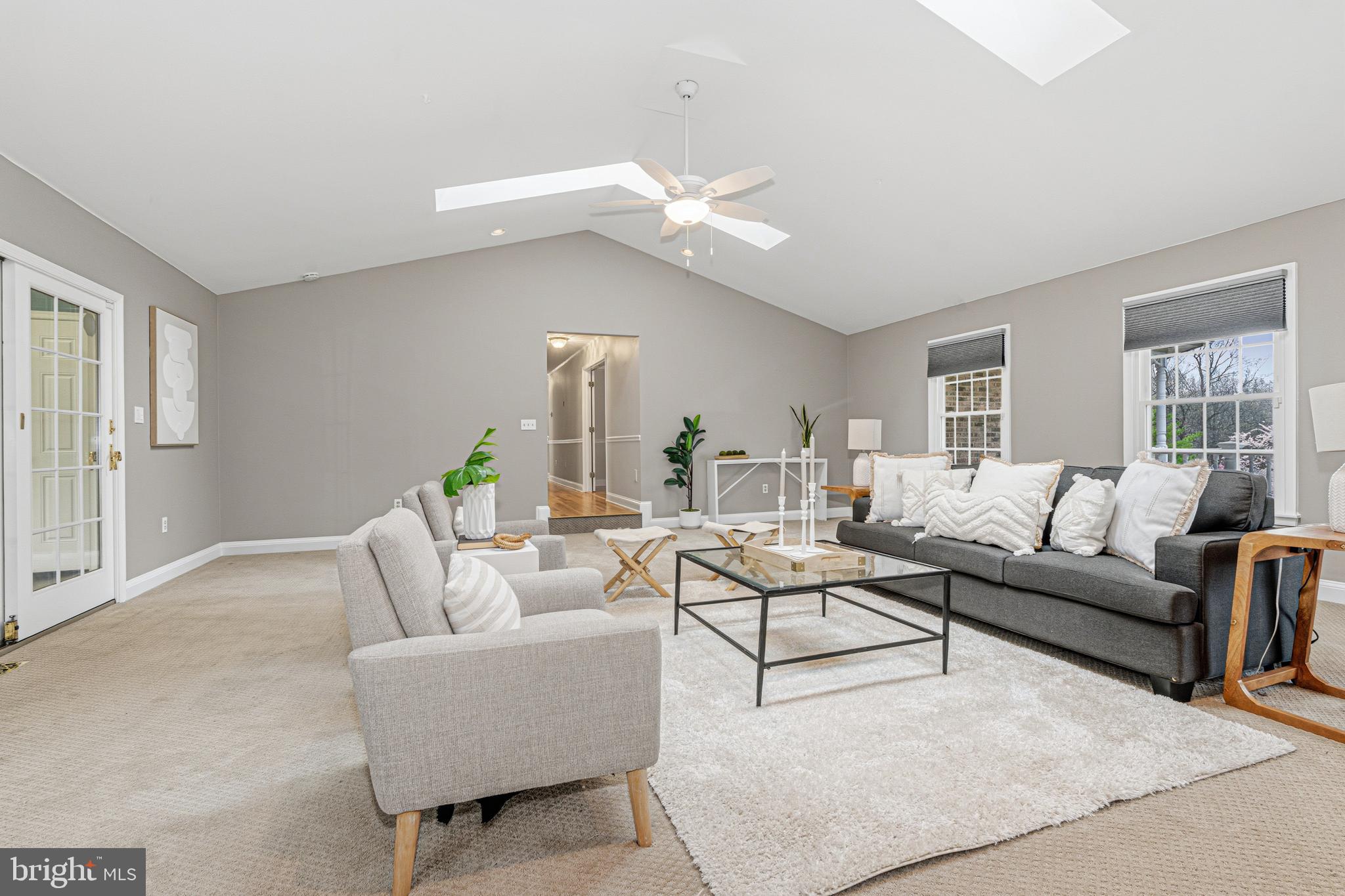 ADVOCATE HILL FARMS - Residential