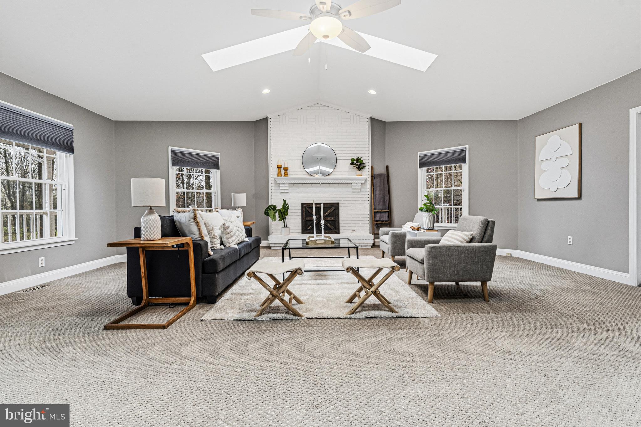 ADVOCATE HILL FARMS - Residential