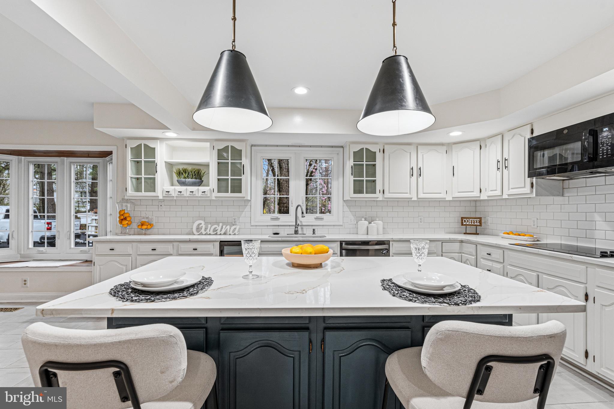 ADVOCATE HILL FARMS - Residential