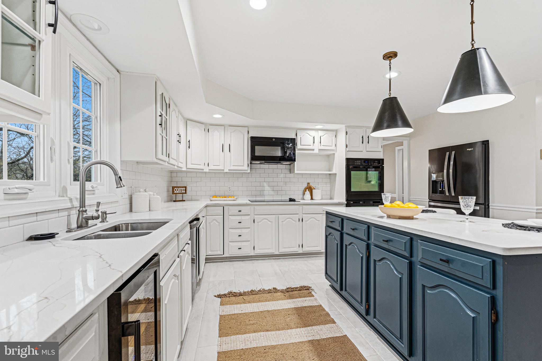 ADVOCATE HILL FARMS - Residential