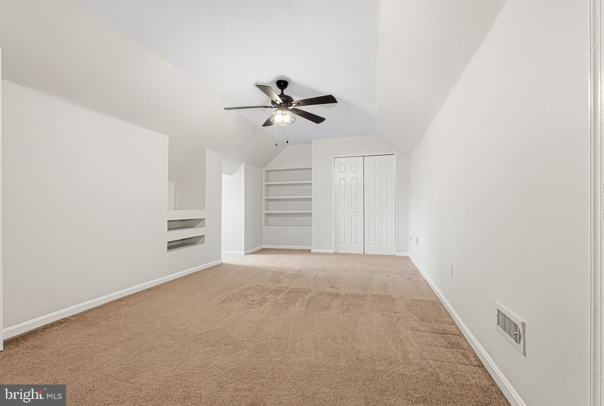 ADVOCATE HILL FARMS - Residential