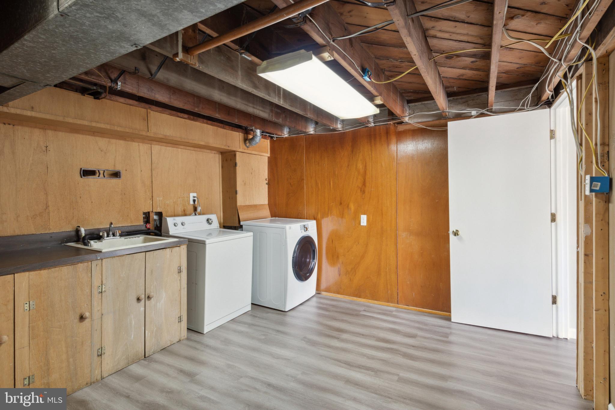 MEDFIELD - Residential