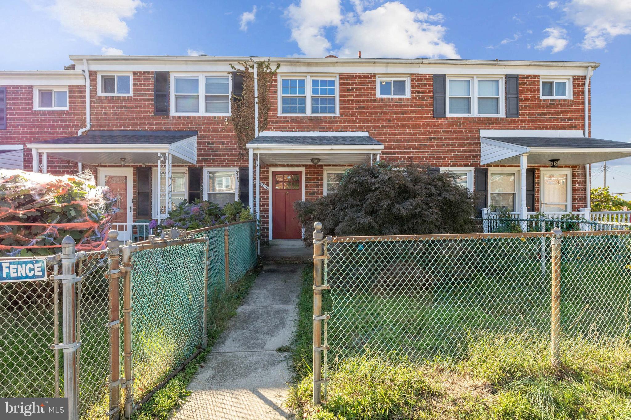 MEDFIELD - Residential