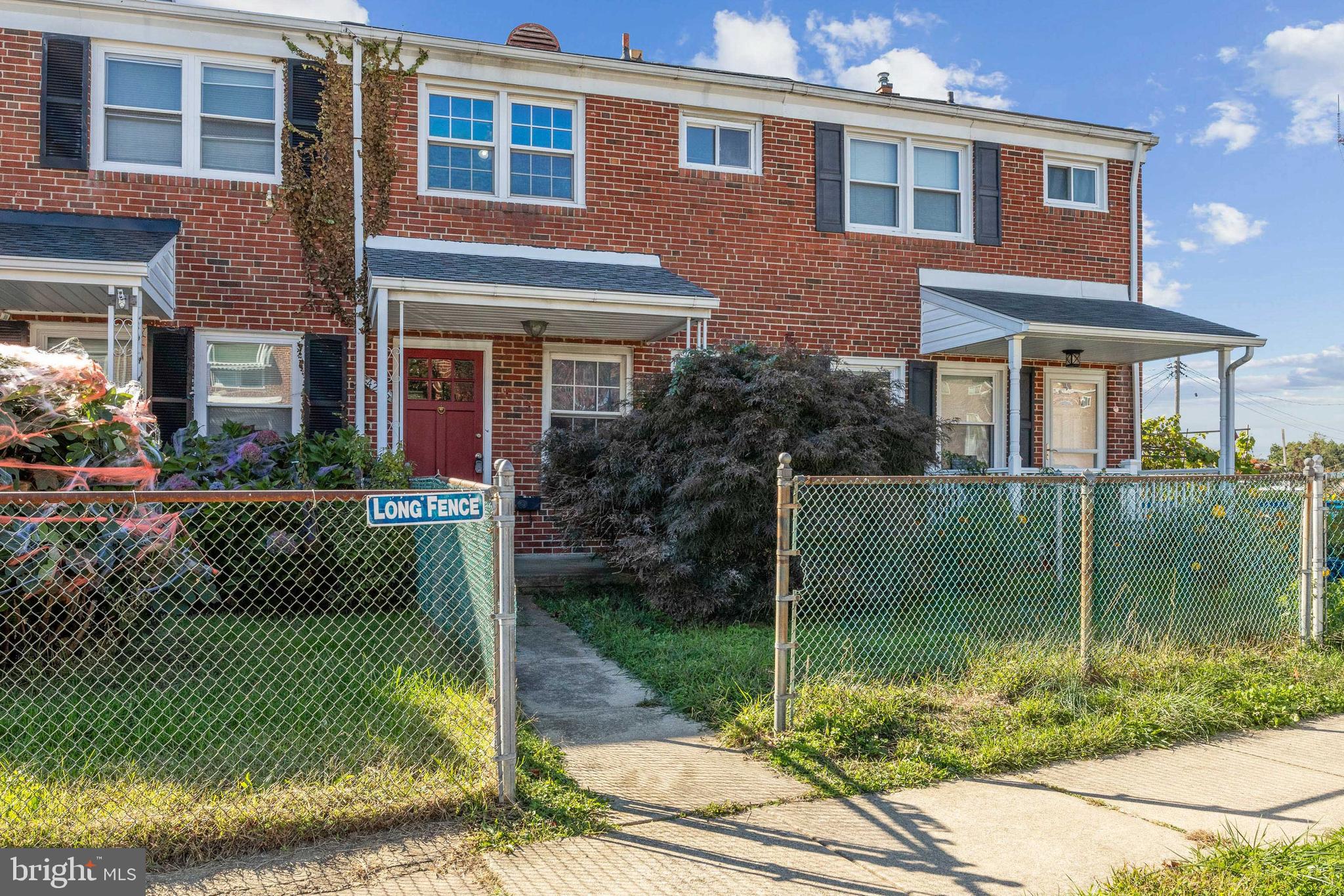 MEDFIELD - Residential