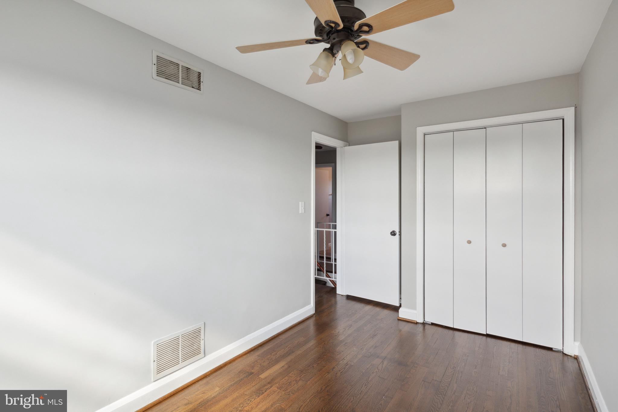 MEDFIELD - Residential