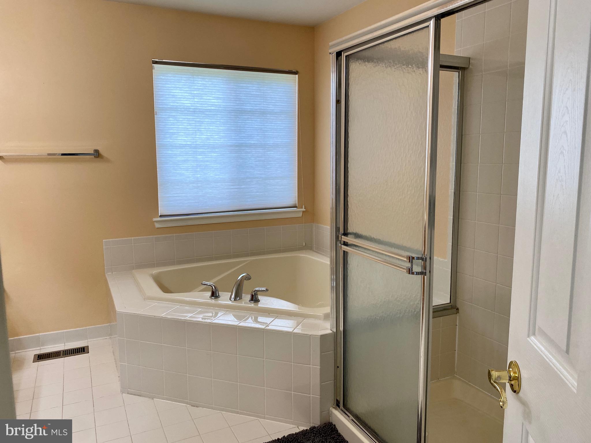 MONMOUTH MEADOWS - Residential