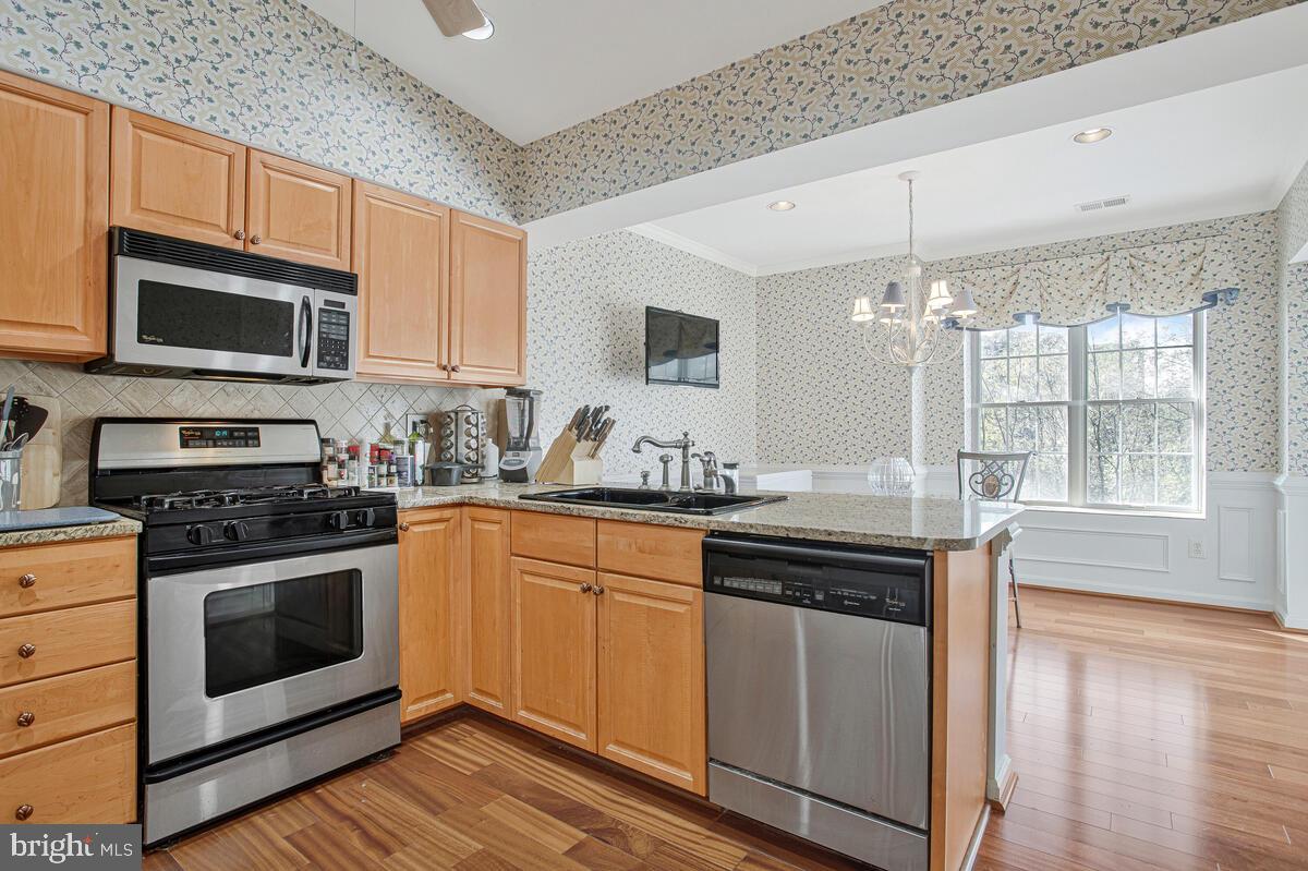 ROSSLARE RIDGE - Residential