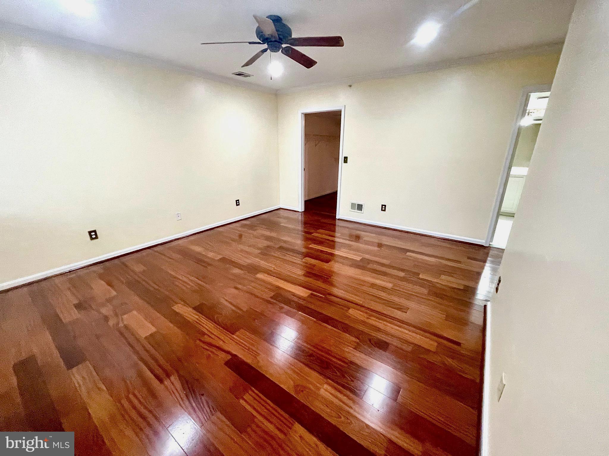 ROSSLARE RIDGE - Residential