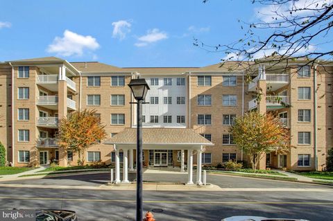Photo of 12300 Rosslare Ridge Road #508, LUTHERVILLE TIMONIUM, MD 21093 (MLS # MDBC2145190)