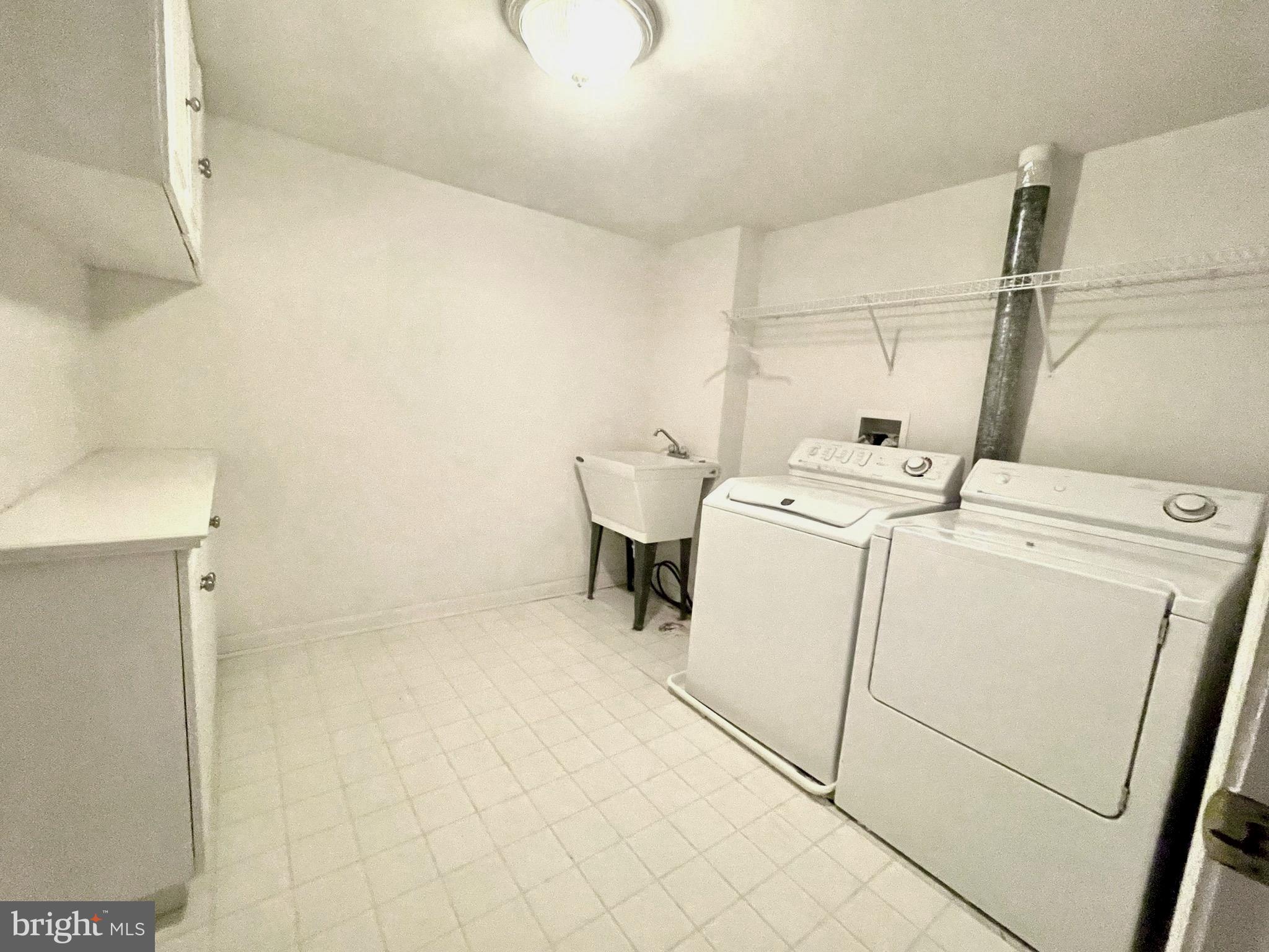 ROSSLARE RIDGE - Residential