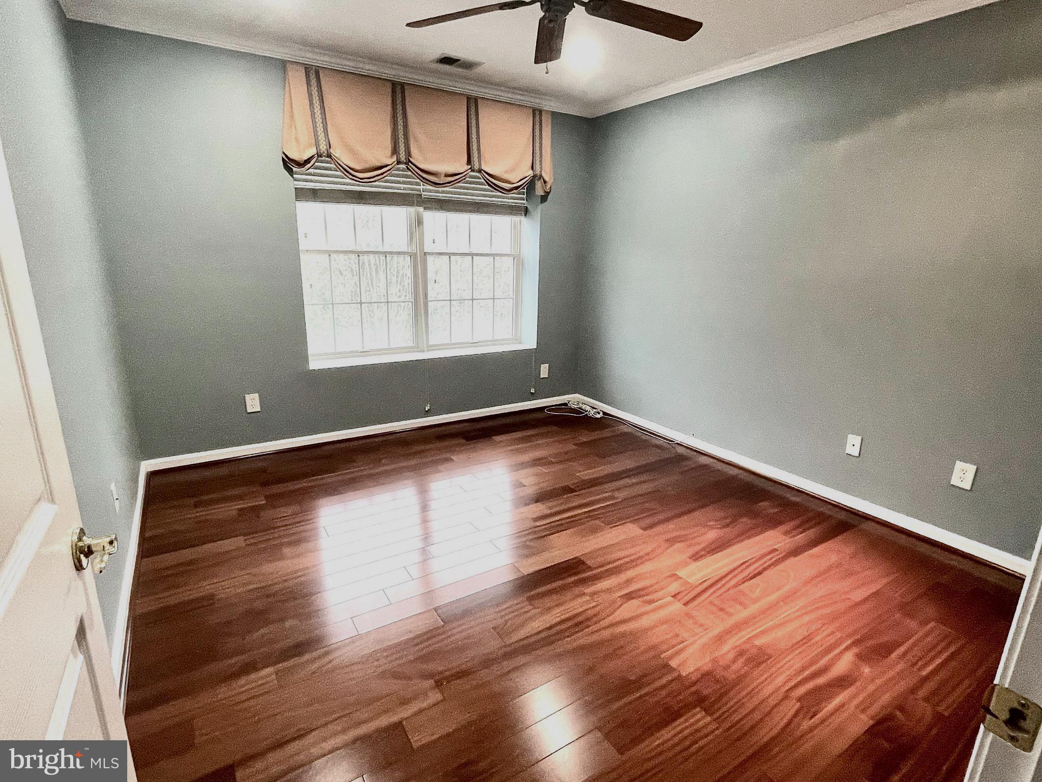 ROSSLARE RIDGE - Residential