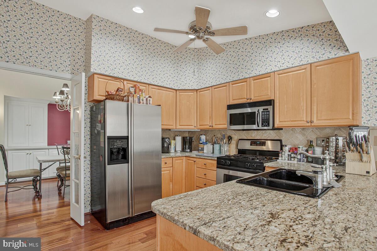 ROSSLARE RIDGE - Residential