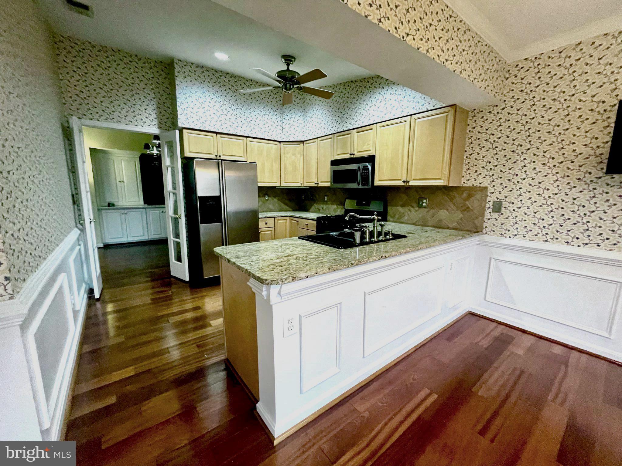 ROSSLARE RIDGE - Residential