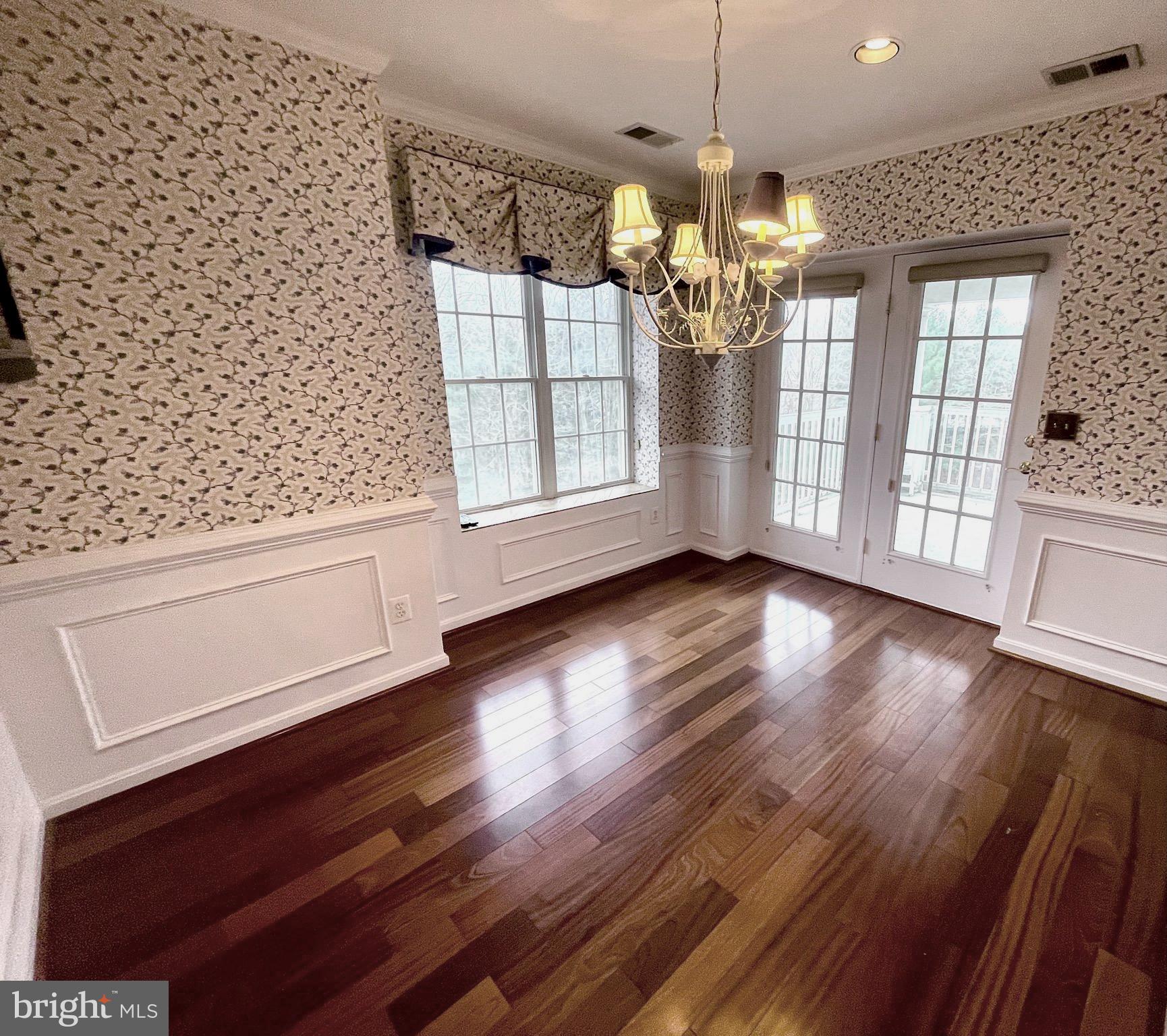 ROSSLARE RIDGE - Residential