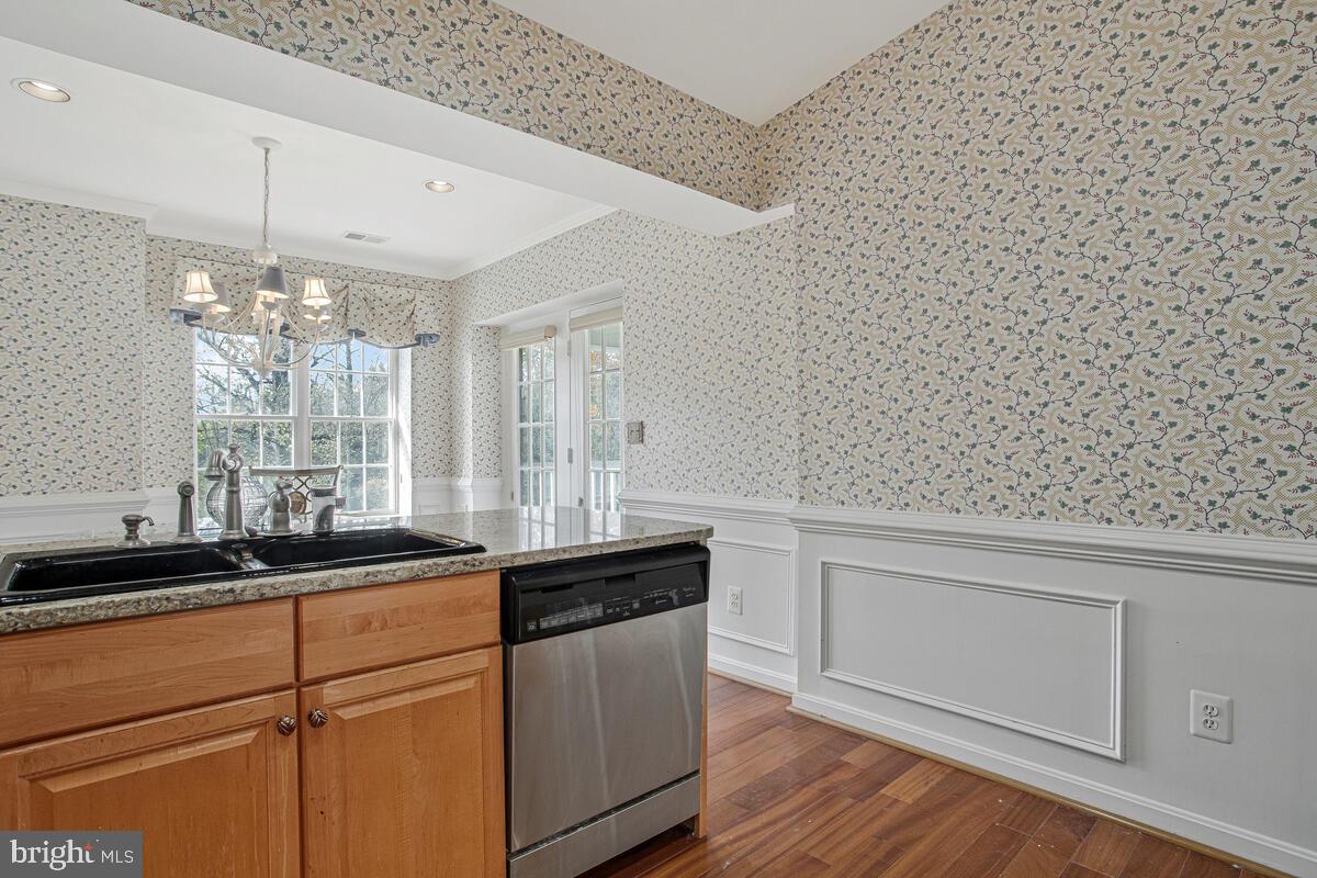 ROSSLARE RIDGE - Residential