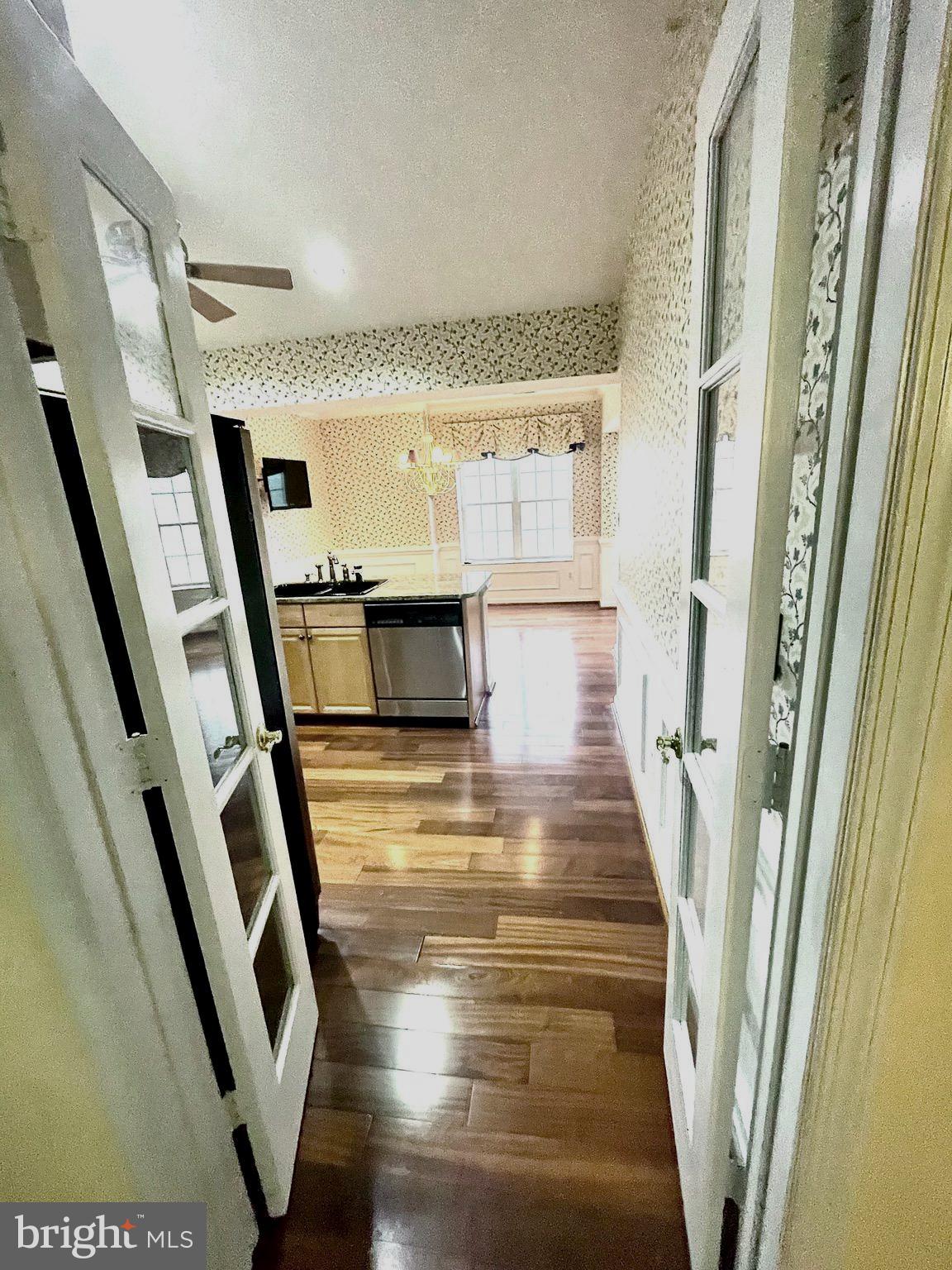 ROSSLARE RIDGE - Residential