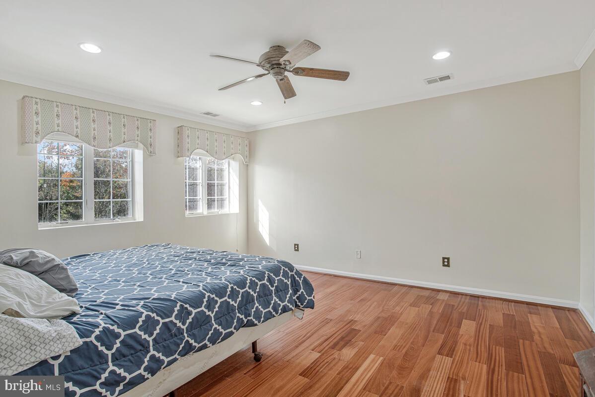 ROSSLARE RIDGE - Residential