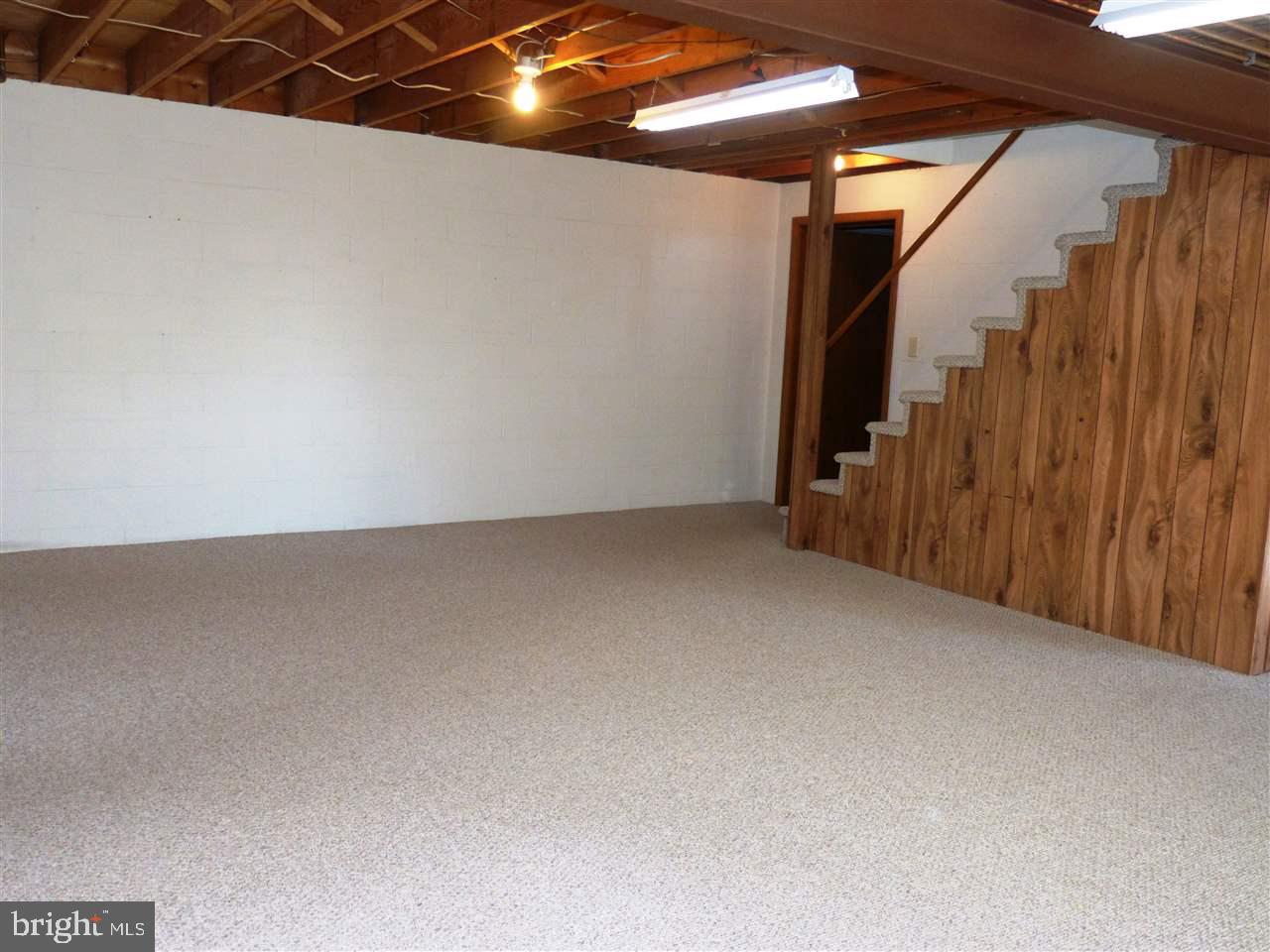 COLONIAL HEIGHTS - Residential