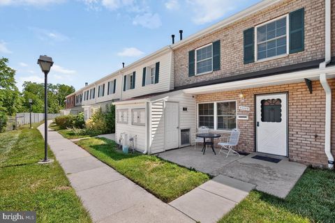 Townhouse For Sale - 9220 Bridle Path Lane #N<br/> LAUREL, MD 20723