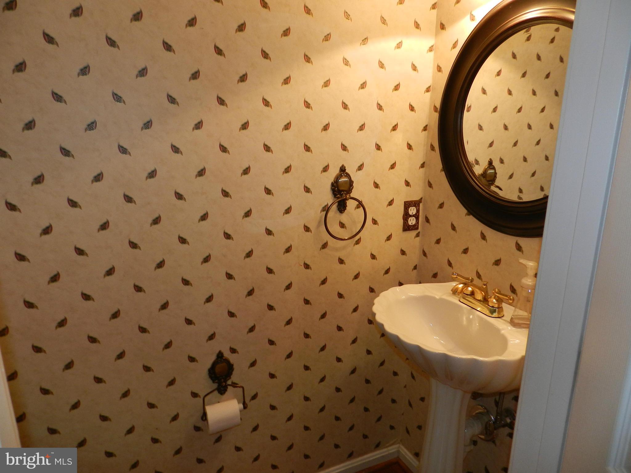 WINDING CREEK ESTATES - Residential