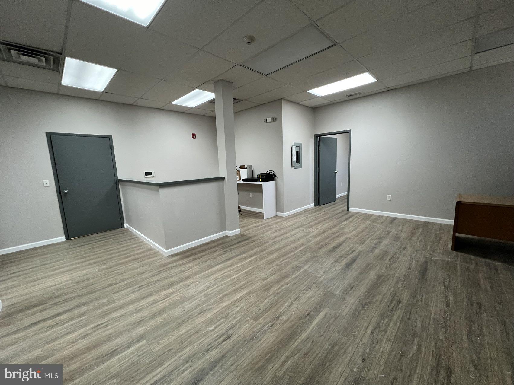 Two finished office spaces with a larger basement area for lease. It is 2,558 square feet in total, Unit 1 is 1,608 sf and Unit 2 is 950sf. They are on the same floor and can be connected or separated. The outdoor parking space is sufficient.
The basement is on the first floor and the price is negotiable. You can lease the office and basement separately or one by one.
It is good for office use/ showcase room/ storage space/ product online streaming space, etc.