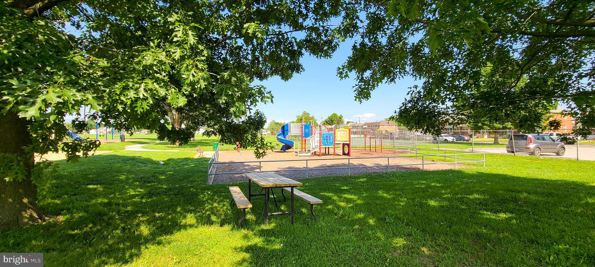 SOUTHBROOK - Residential