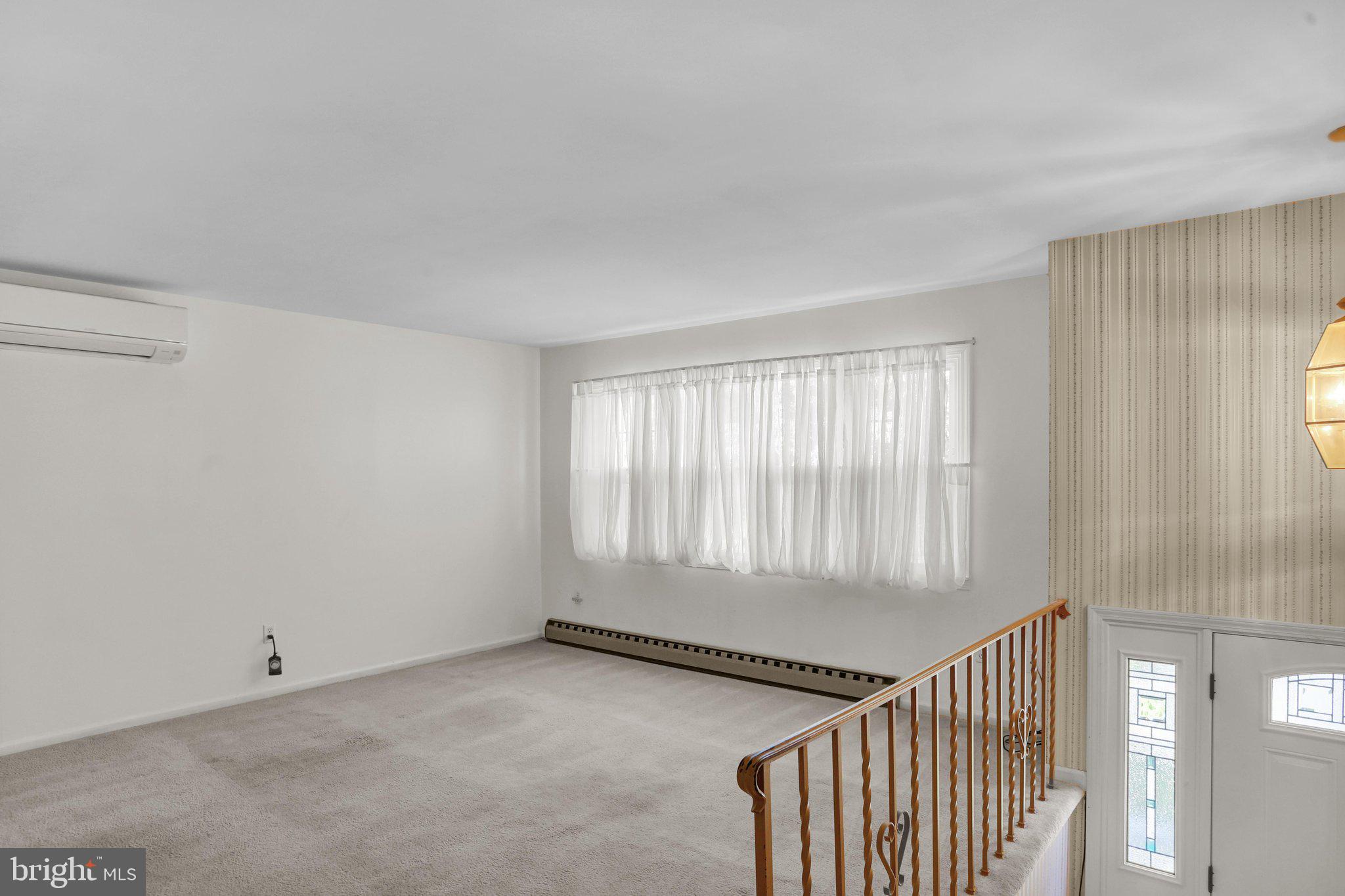 320 N WALNUT STREET
