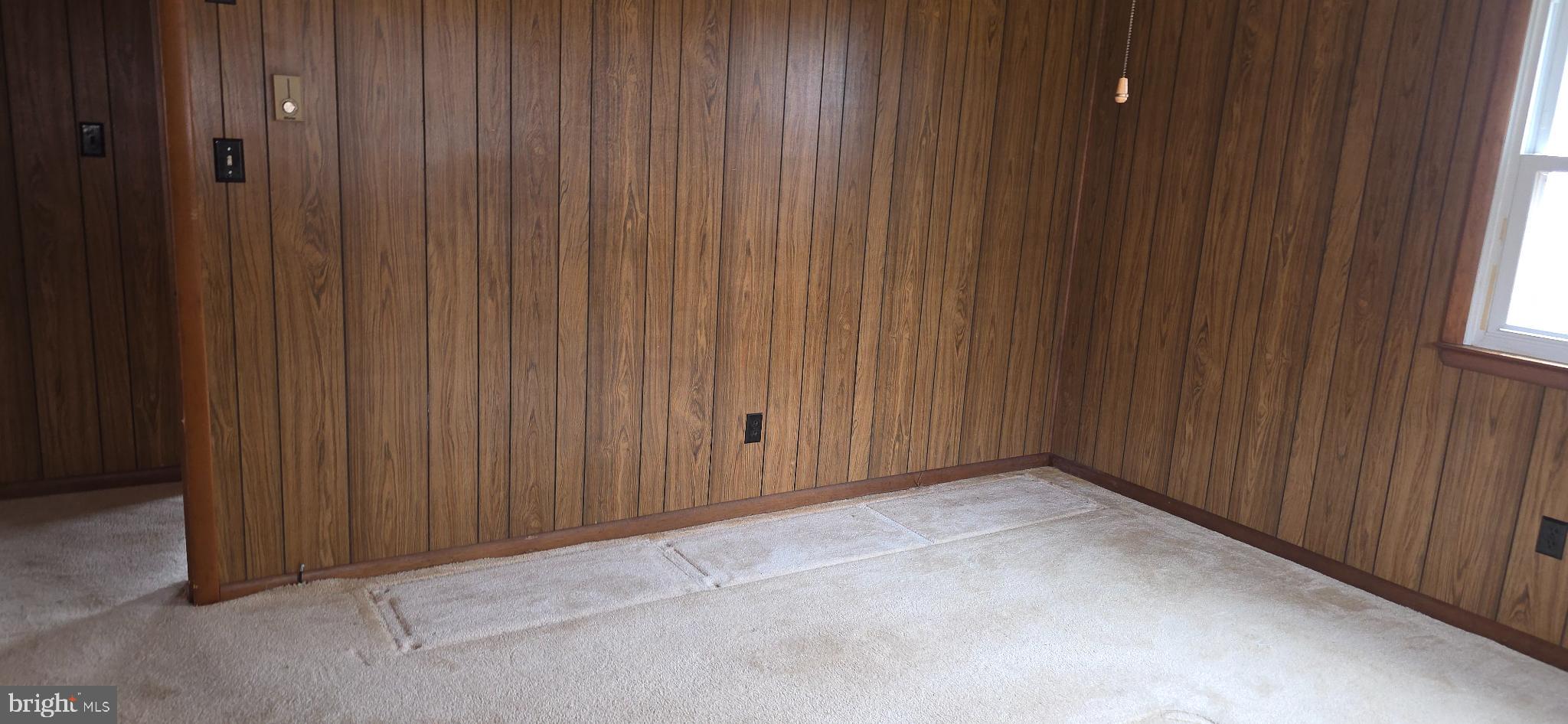 KENT ISLAND ESTATES - Residential