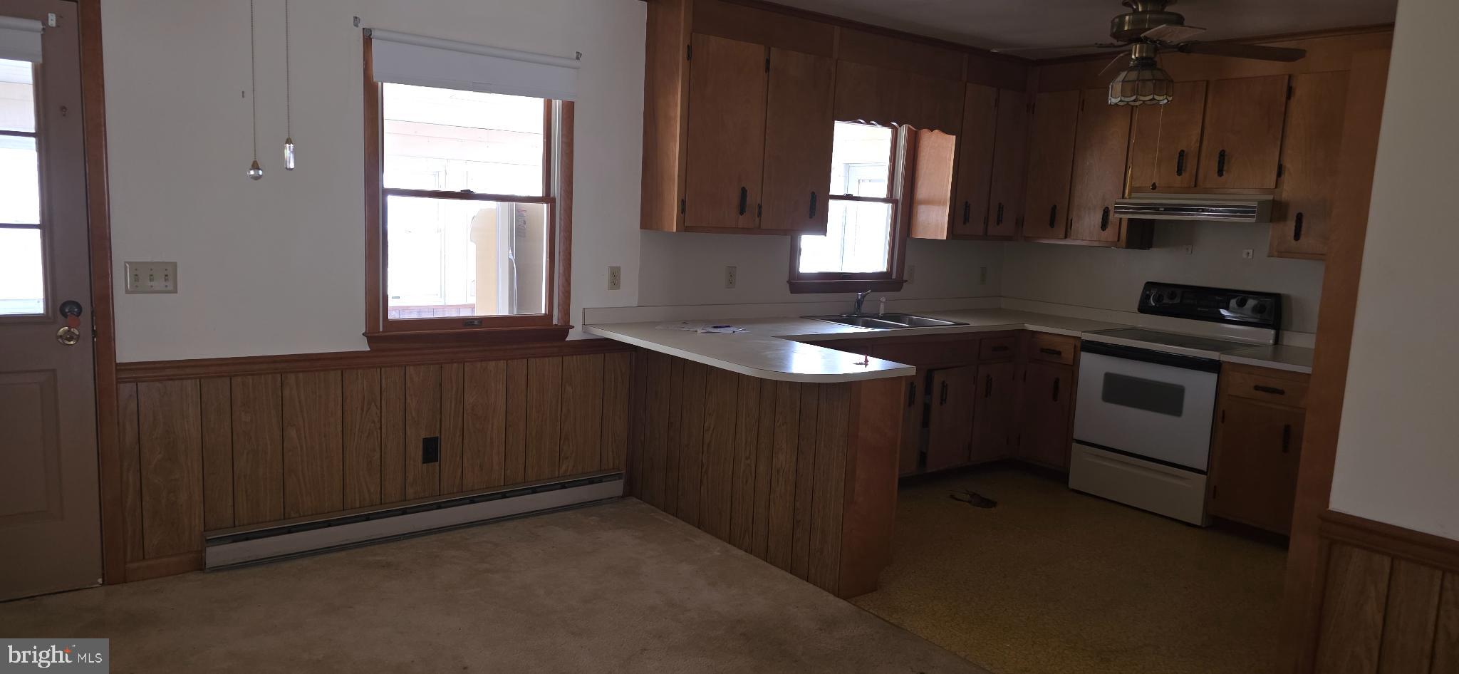 KENT ISLAND ESTATES - Residential