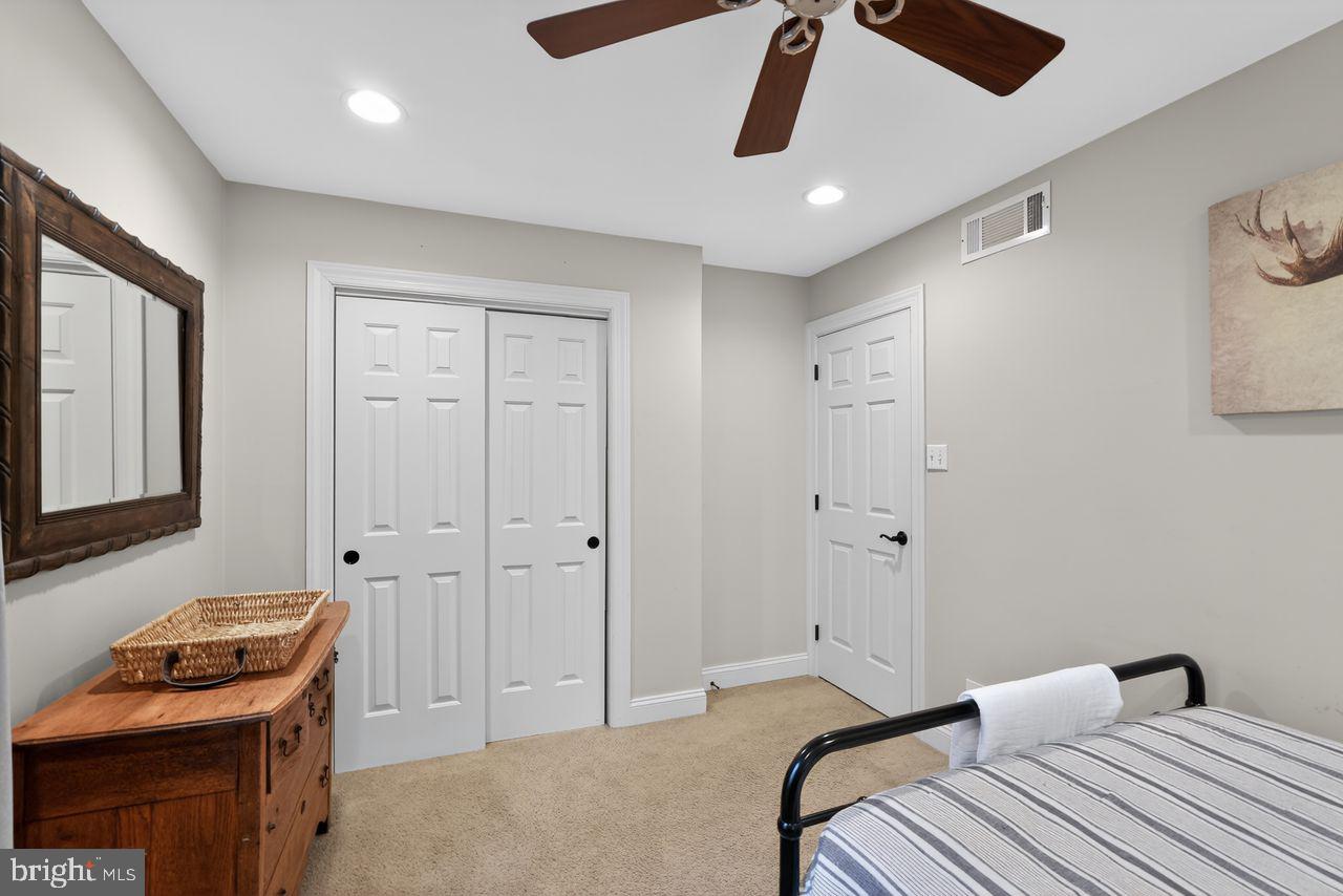 CANNON WOODS - Residential