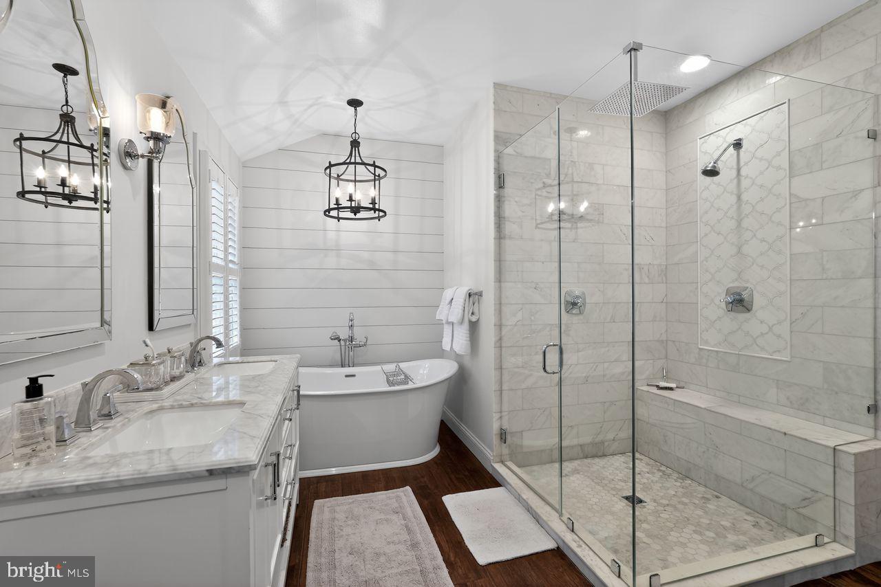 CANNON WOODS - Residential