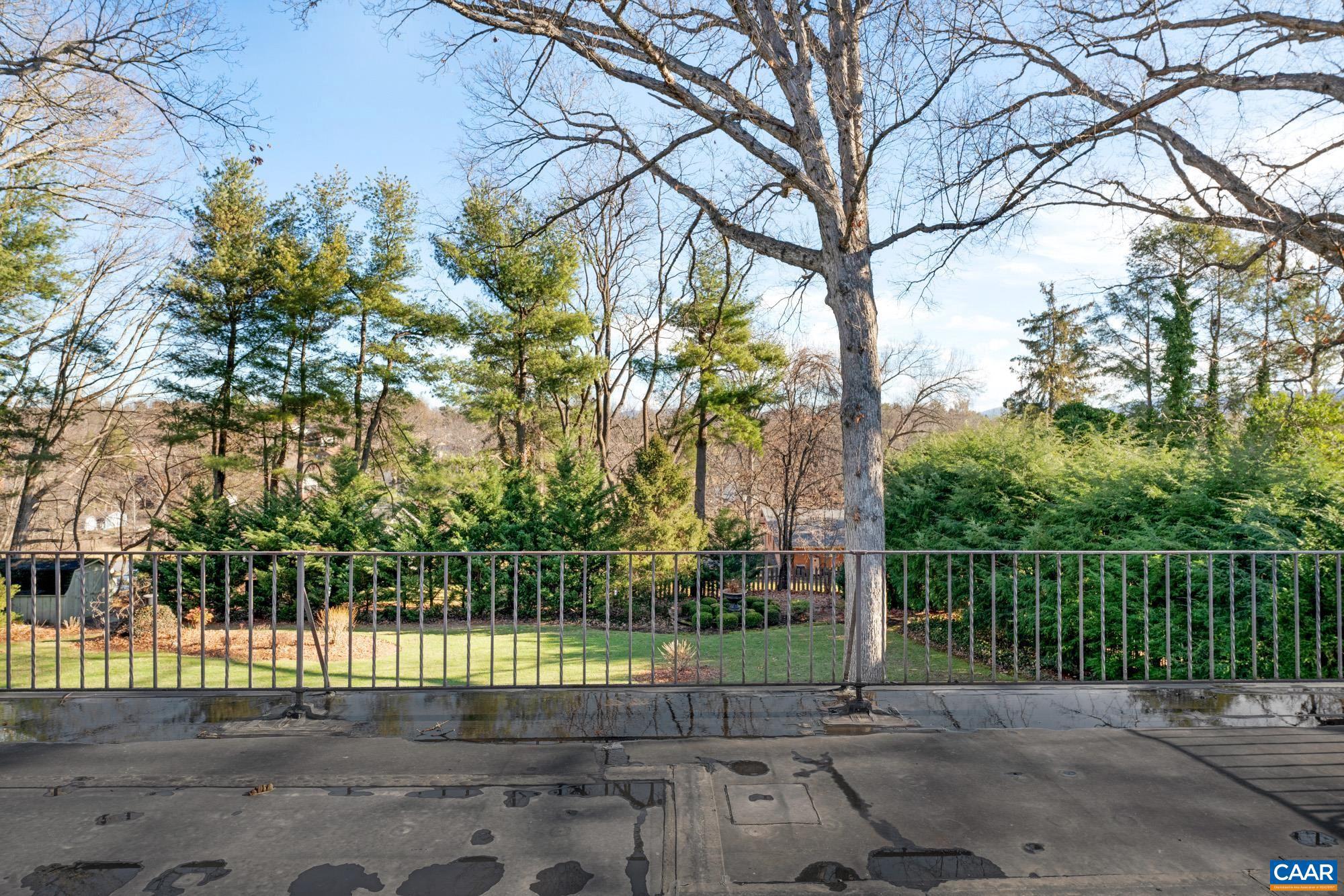 FAIRWAY HILLS - Residential