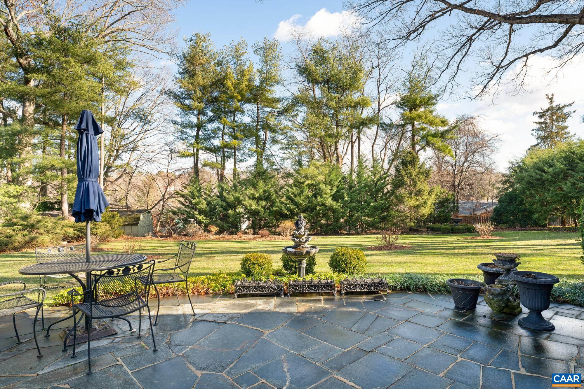 FAIRWAY HILLS - Residential