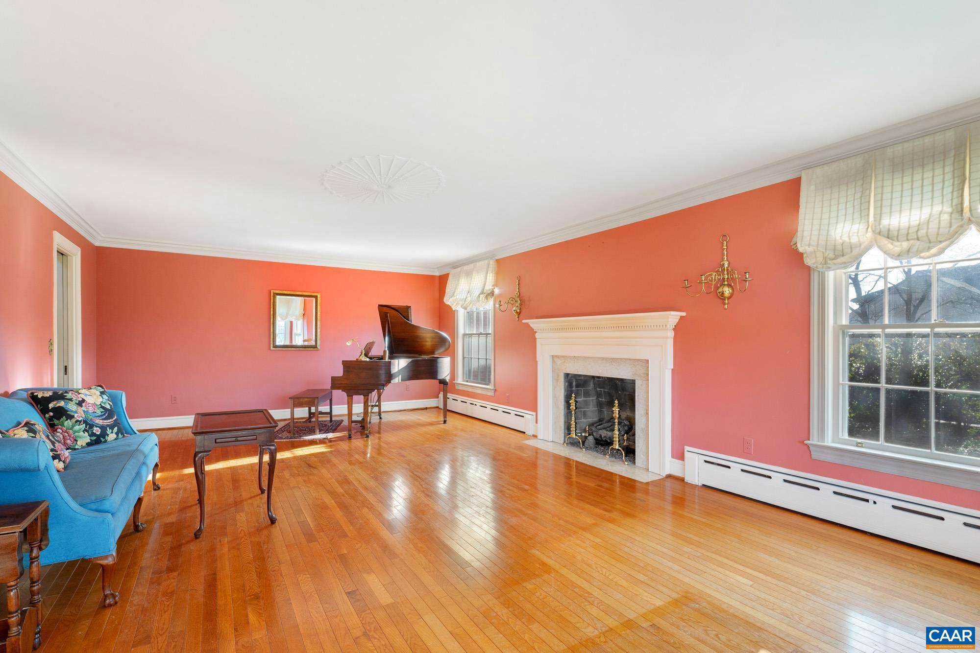 FAIRWAY HILLS - Residential