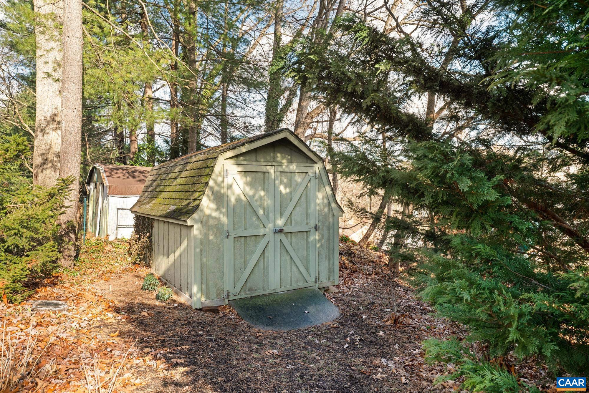 FAIRWAY HILLS - Residential