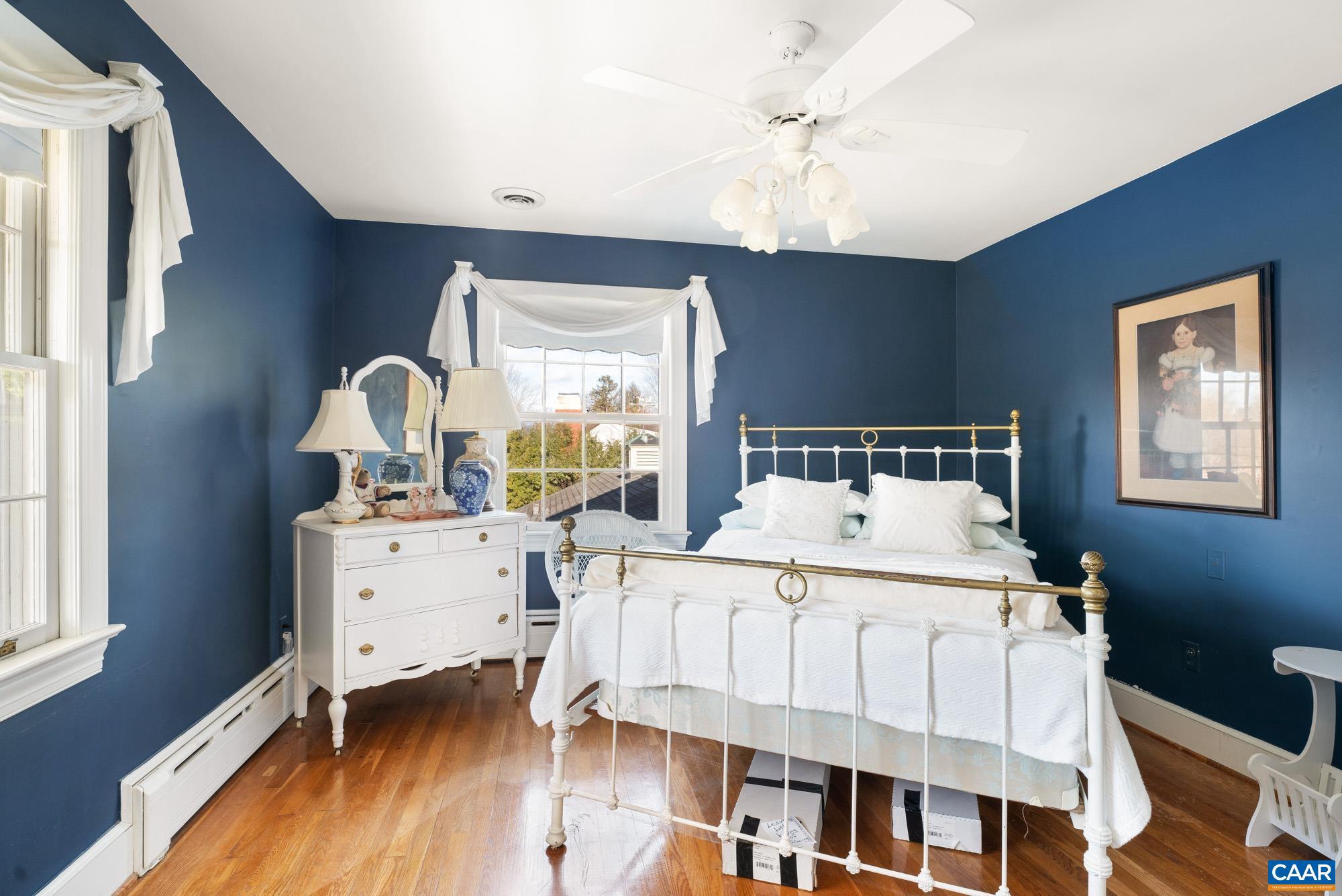 FAIRWAY HILLS - Residential