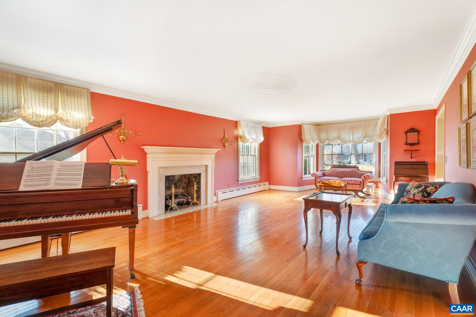 FAIRWAY HILLS - Residential