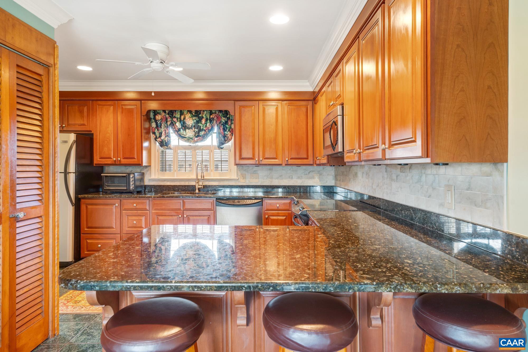 FAIRWAY HILLS - Residential