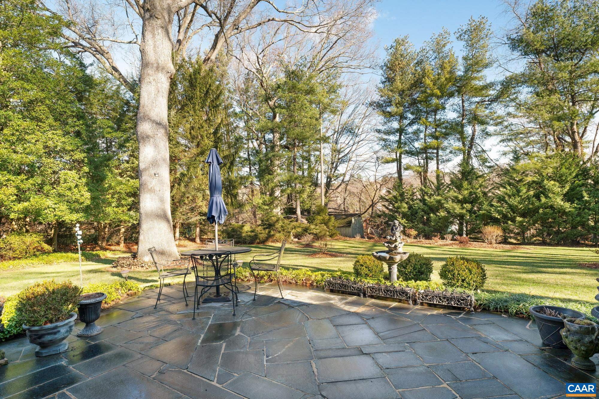 FAIRWAY HILLS - Residential