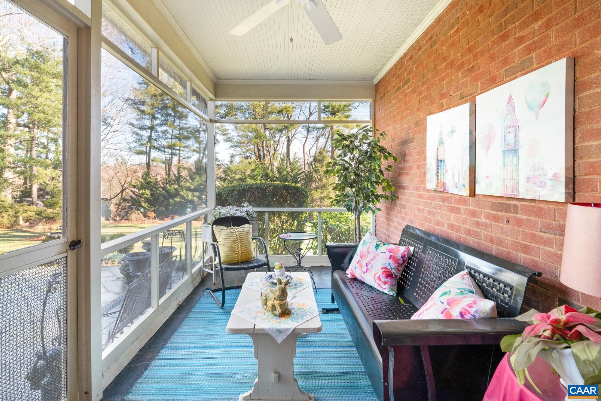 FAIRWAY HILLS - Residential