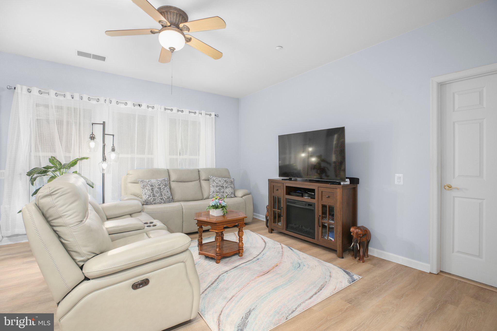 FALLS RUN - Residential