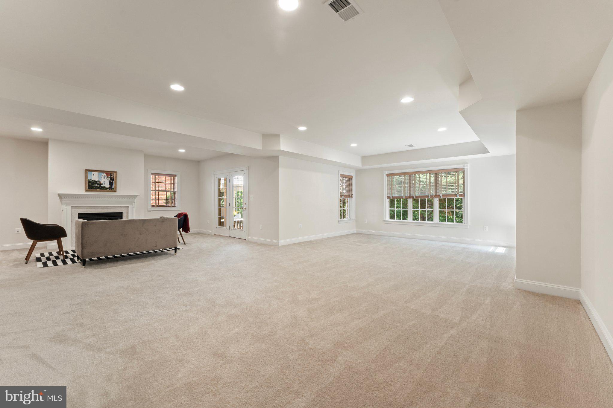 PICKETT'S RESERVE - Residential