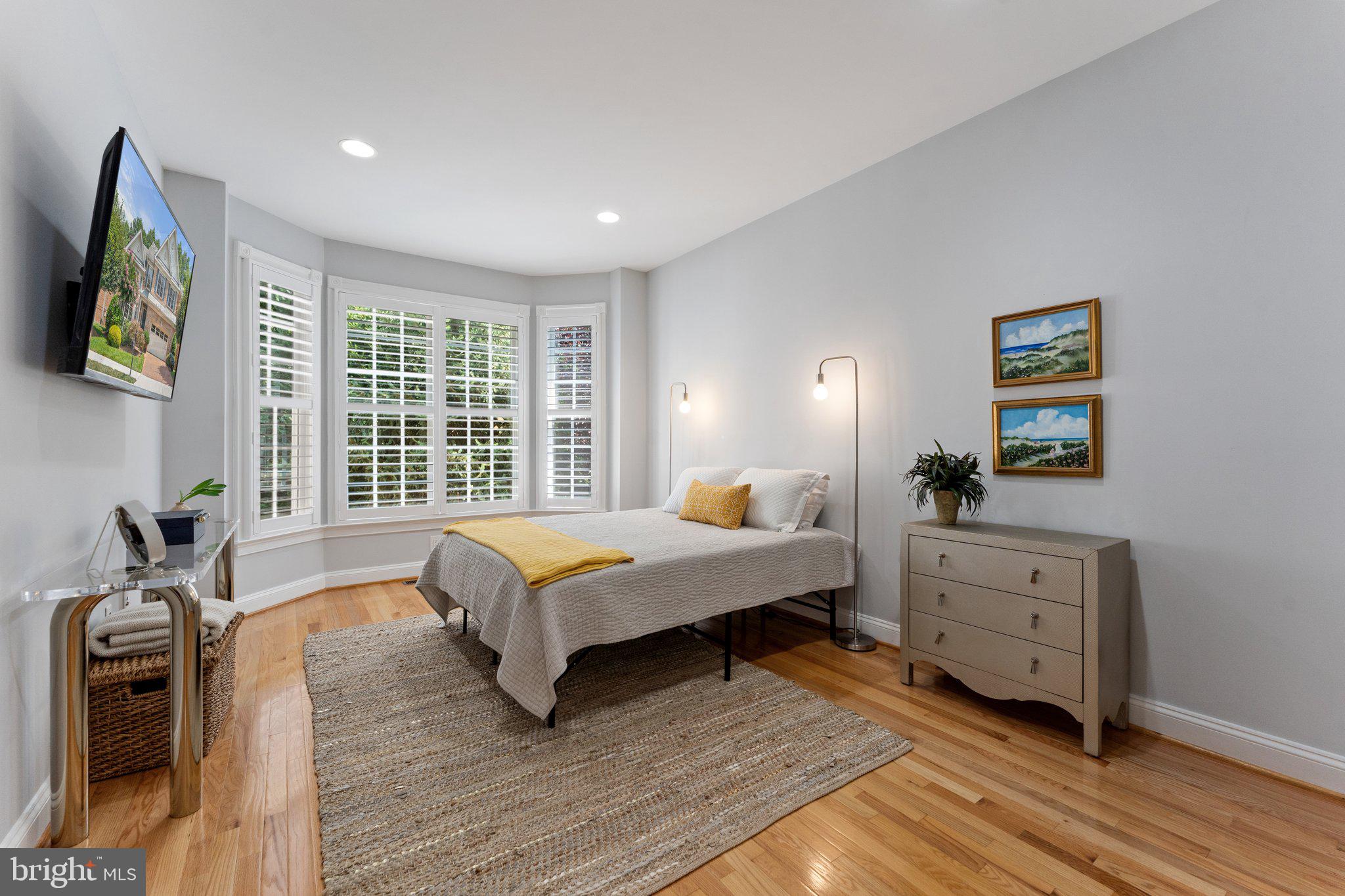 PICKETT'S RESERVE - Residential